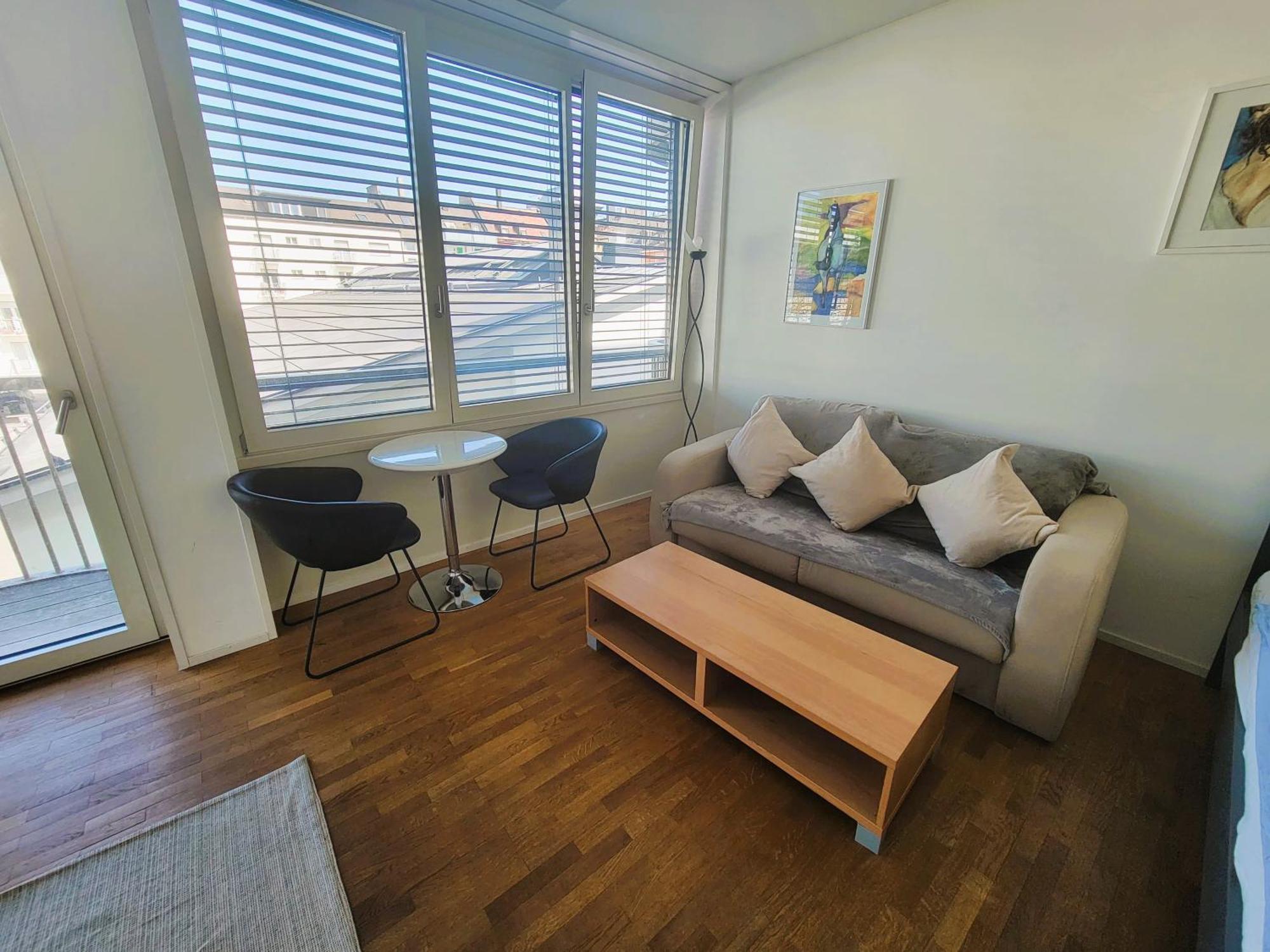 Brand New Downtown In Center With Balcony Hoh Anwand Daire *
