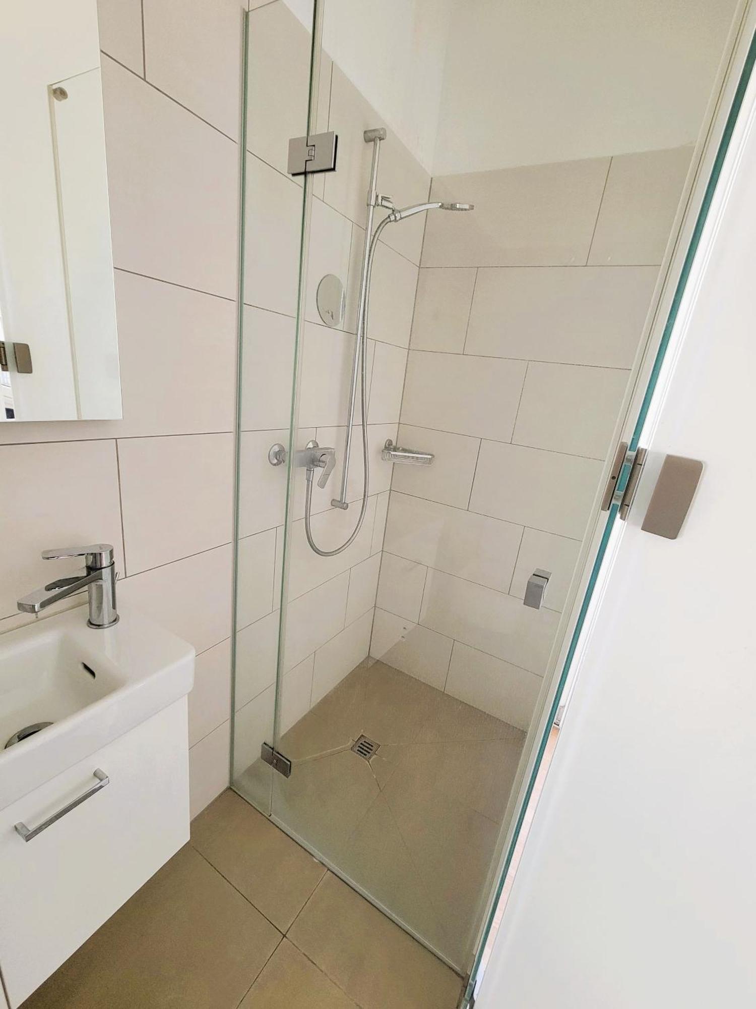 Brand New Downtown In Center With Balcony Hoh Anwand Daire Zürih